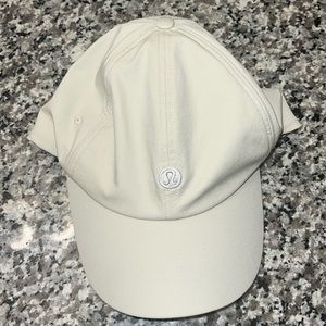 Lululemon baller hat *one size* brand new with tags never worn